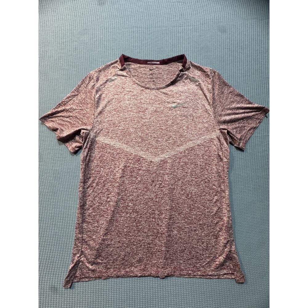 NIKE MEN PINK‎ TEE Sz M Brand  New